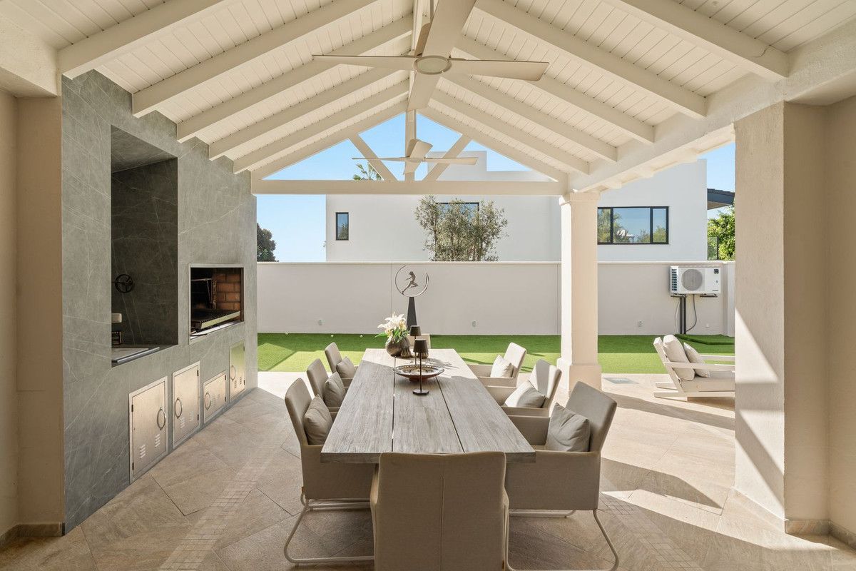 Villa Independiente en Estepona, Estepona, 9/12