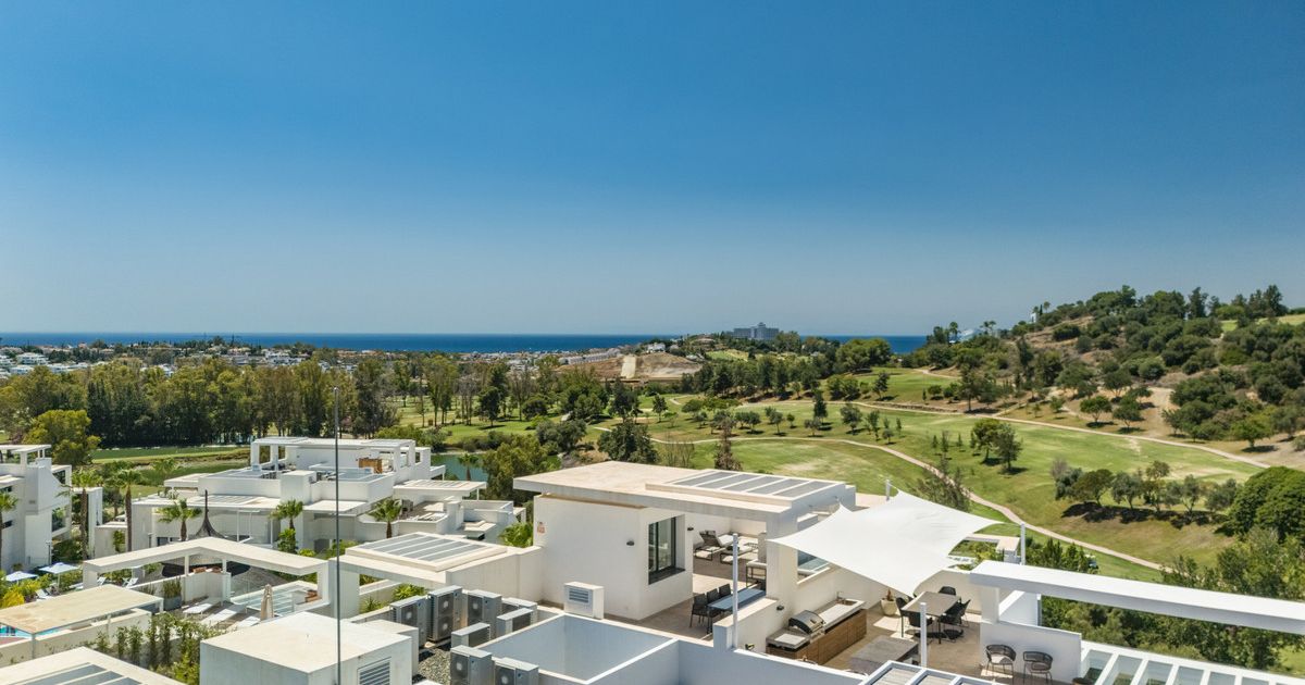 Penthouse Duplex in Benahavís, Benahavís, 2/12