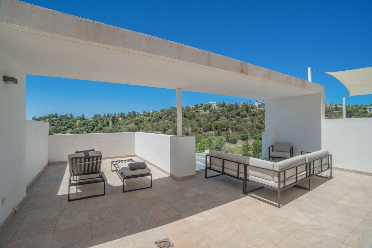 Penthouse Duplex in Benahavís, Benahavís, 12/12