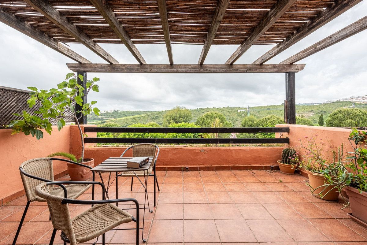 Квартира на среднем этаже в Casares, Casares, 1/12