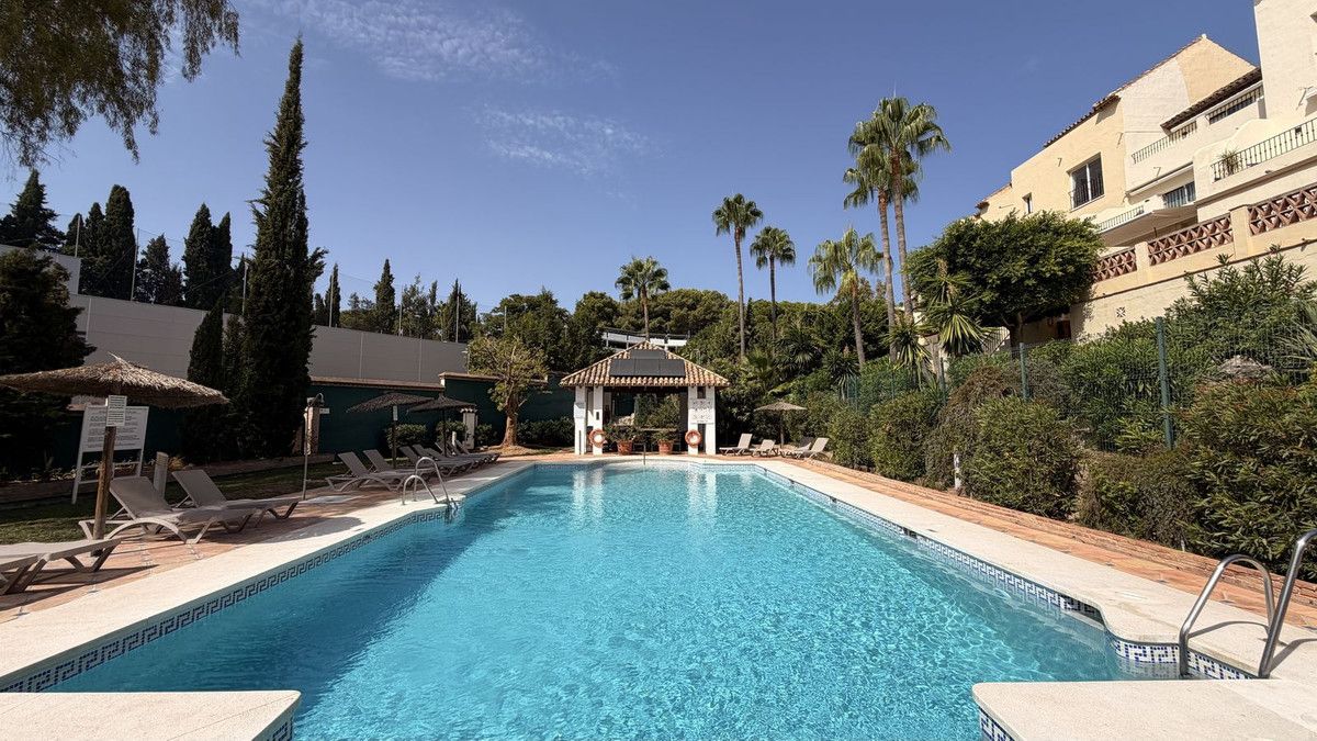 Townhouse in Nueva Andalucía, Nueva Andalucía, 1/12