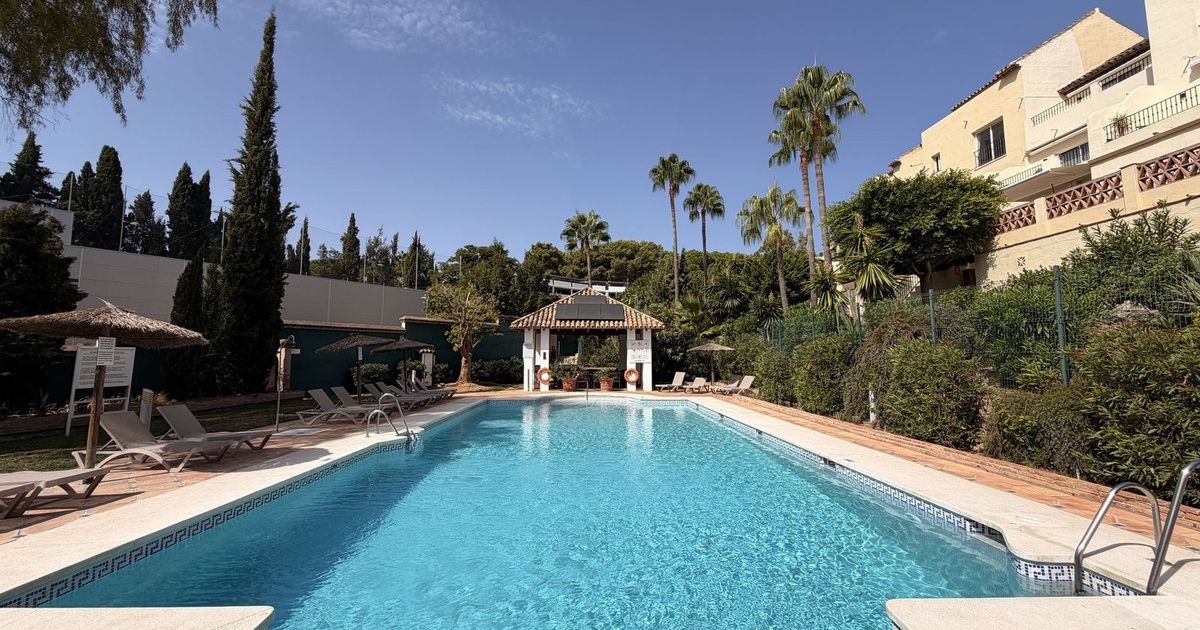 Townhouse in Nueva Andalucía, Nueva Andalucía, 1/12