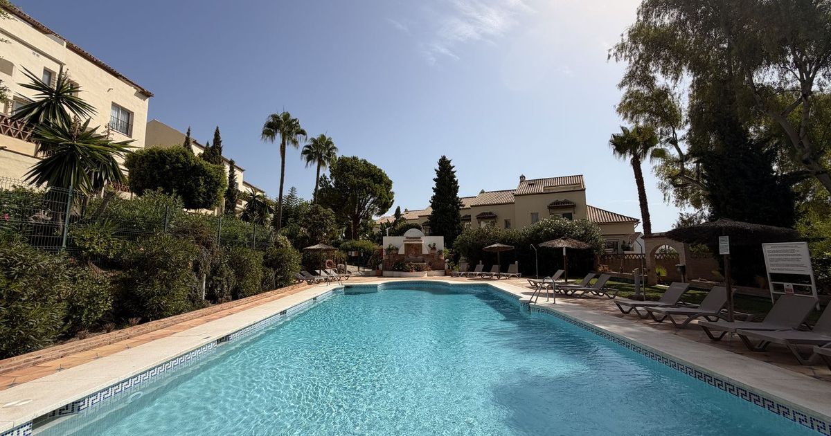 Townhouse in Nueva Andalucía, Nueva Andalucía, 2/12