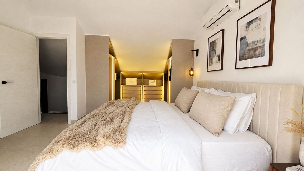 Townhouse in Nueva Andalucía, Nueva Andalucía, 11/12