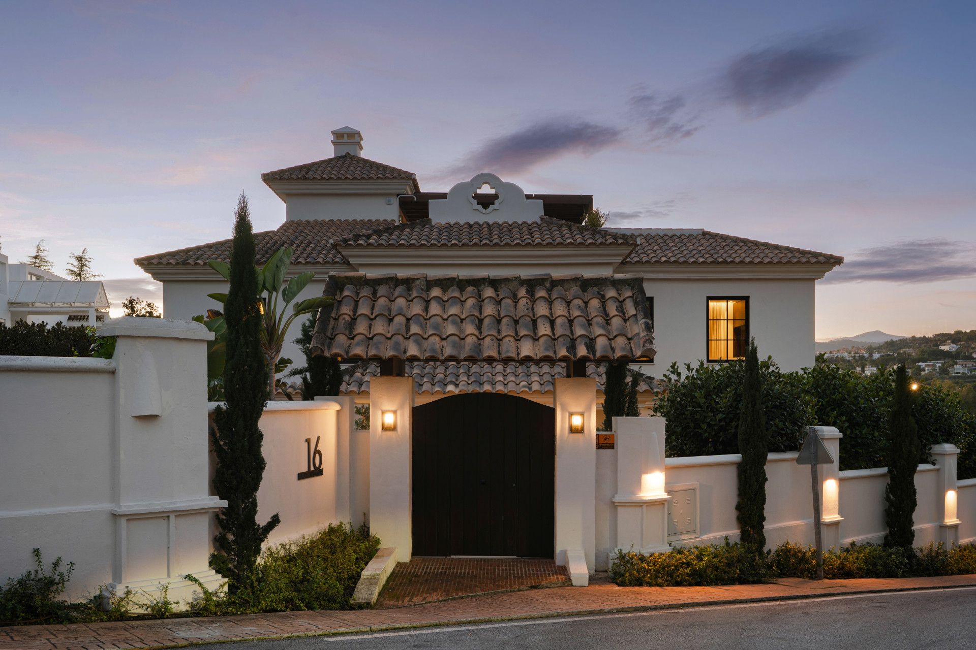 Villa in Nueva Andalucia, Los Naranjos, Nueva Andalucia, 2/12