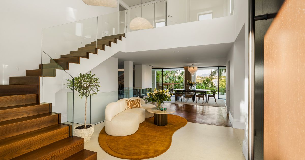 Villa in Nueva Andalucia, Los Naranjos, Nueva Andalucia, 7/12