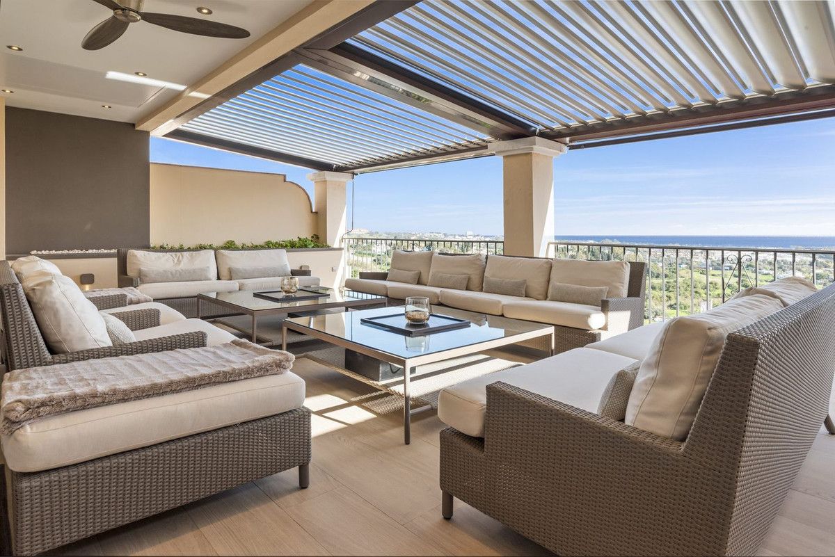 Penthouse Duplex in Benahavís, Benahavís, 1/12