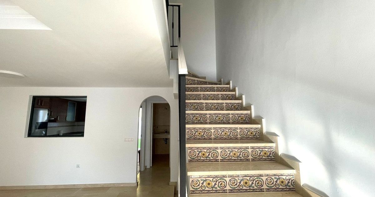 Halfvrijstaande woning in Manilva, Manilva, 12/12