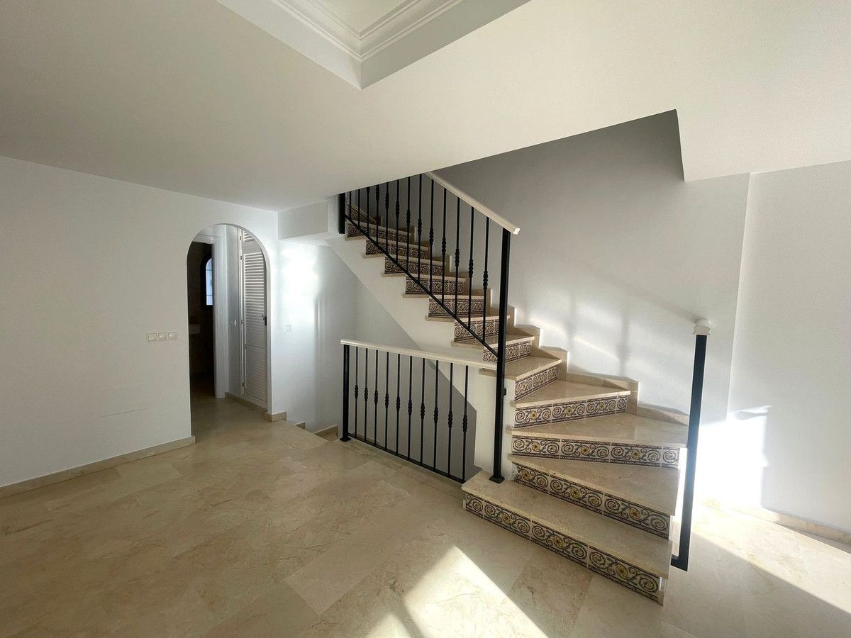 Halfvrijstaande woning in Manilva, Manilva, 5/12
