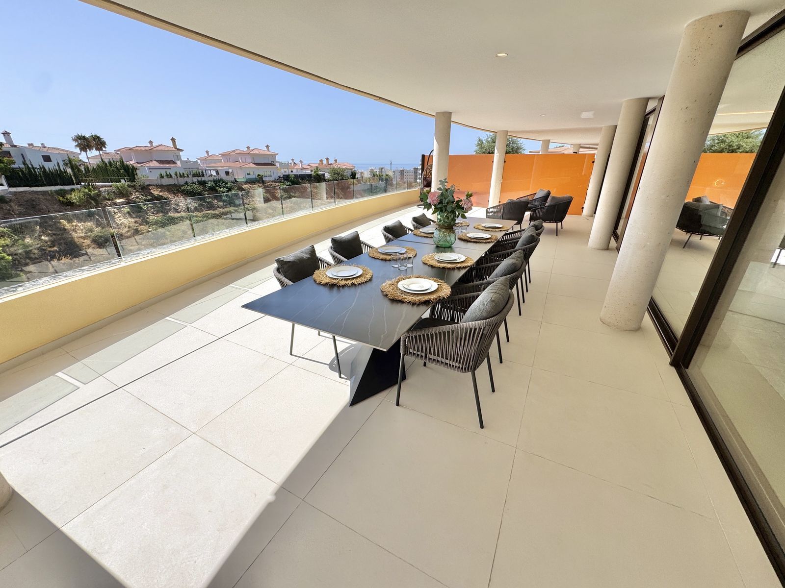Квартира на нижнем этаже в Benalmadena Costa, Benalmadena Costa, 4/12