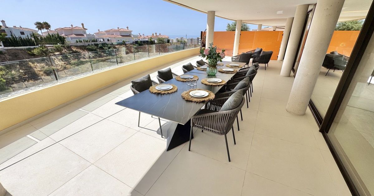 Квартира на нижнем этаже в Benalmadena Costa, Benalmadena Costa, 4/12