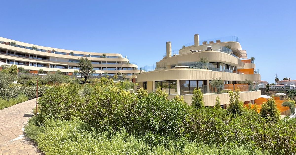 Квартира на нижнем этаже в Benalmadena Costa, Benalmadena Costa, 8/12