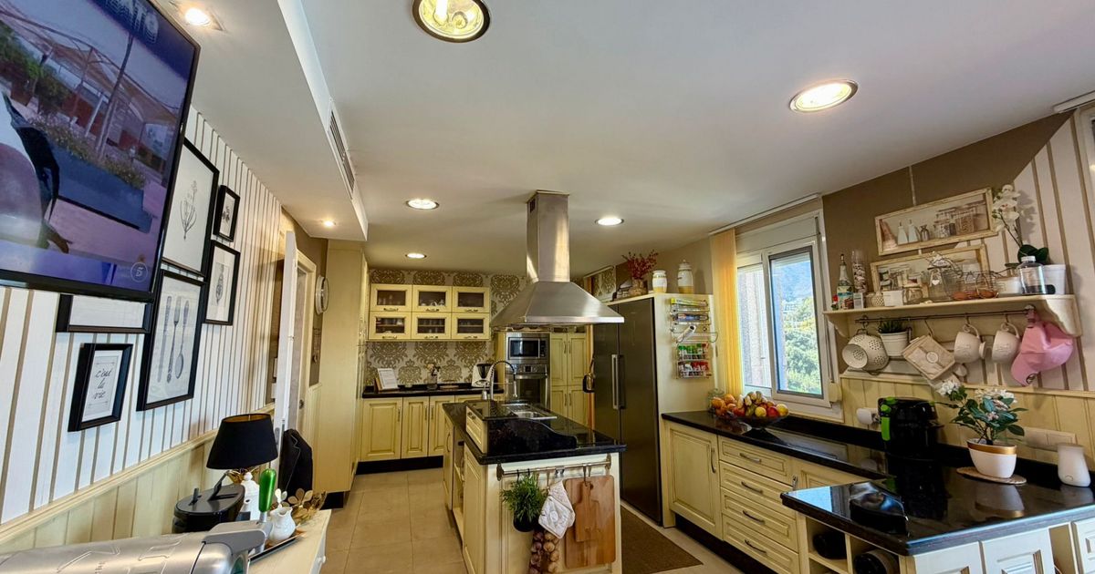 Penthouse in Estepona, Avda de Andalucia - Sierra de Estepona, Estepona, 5/12