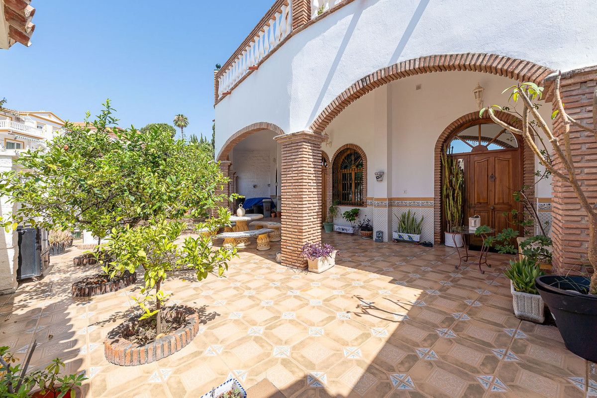 Stadthaus in Benalmadena, Benalmadena, 1/12