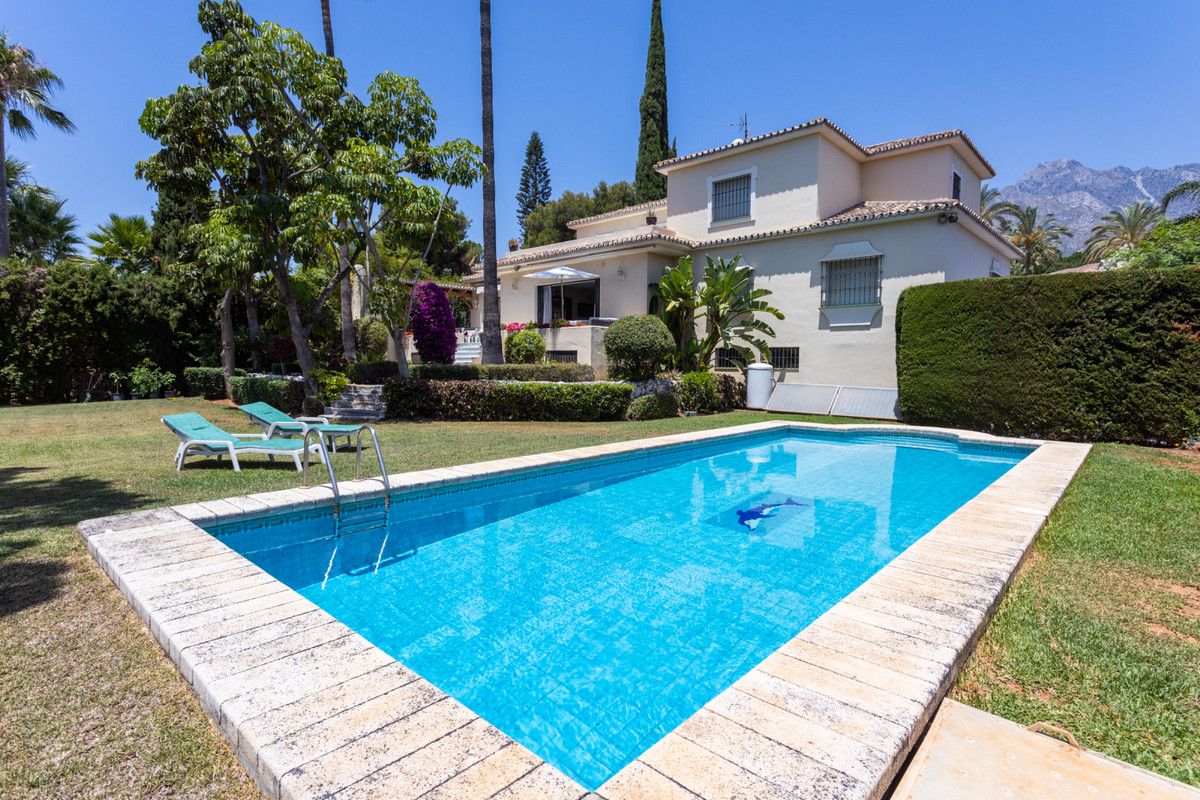 Wolnostojąca willa w Marbella, Marbella, 1/12