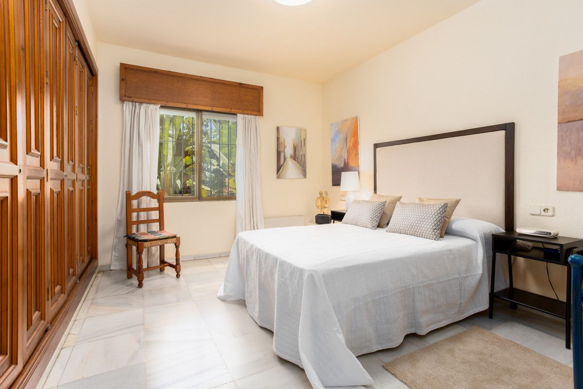 Wolnostojąca willa w Marbella, Marbella, 5/12