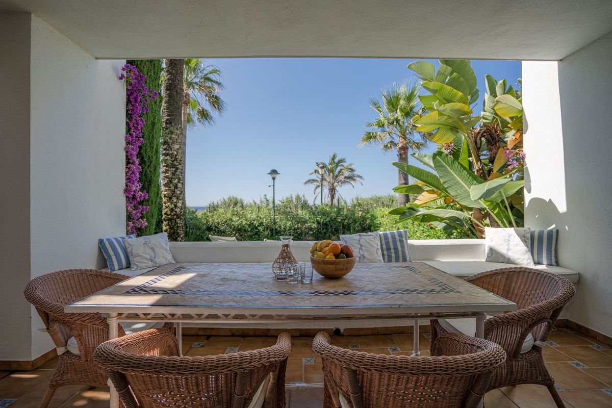 Apartamento en Planta Baja en Marbella, Marbella, 1/12
