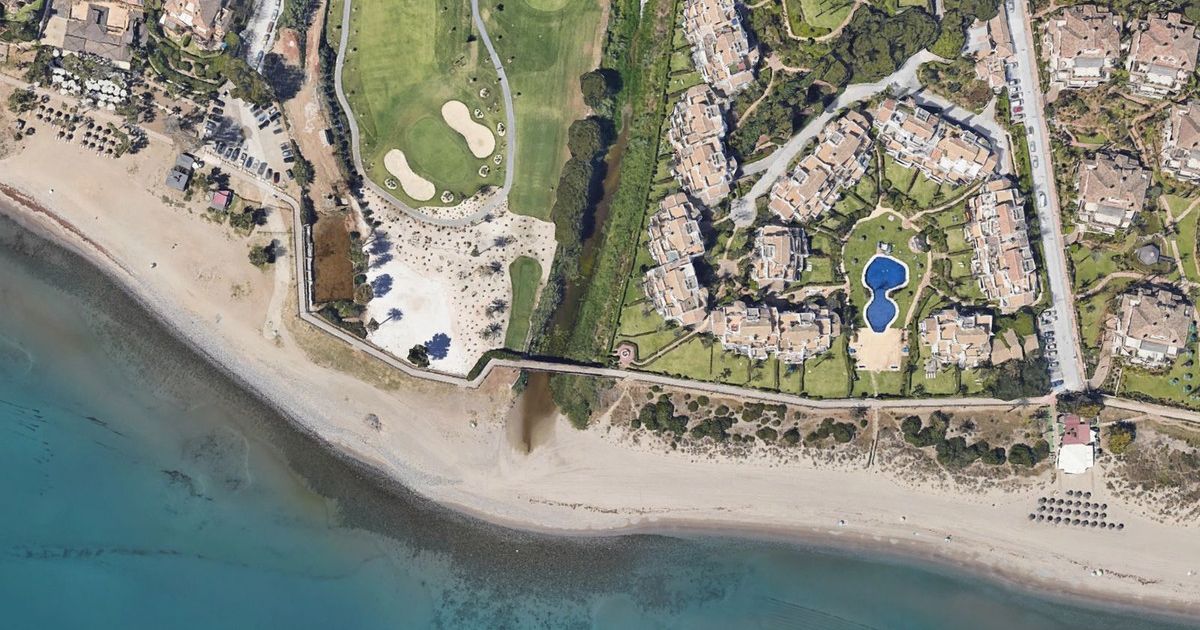 Apartamento en Planta Baja en Marbella, Marbella, 2/12
