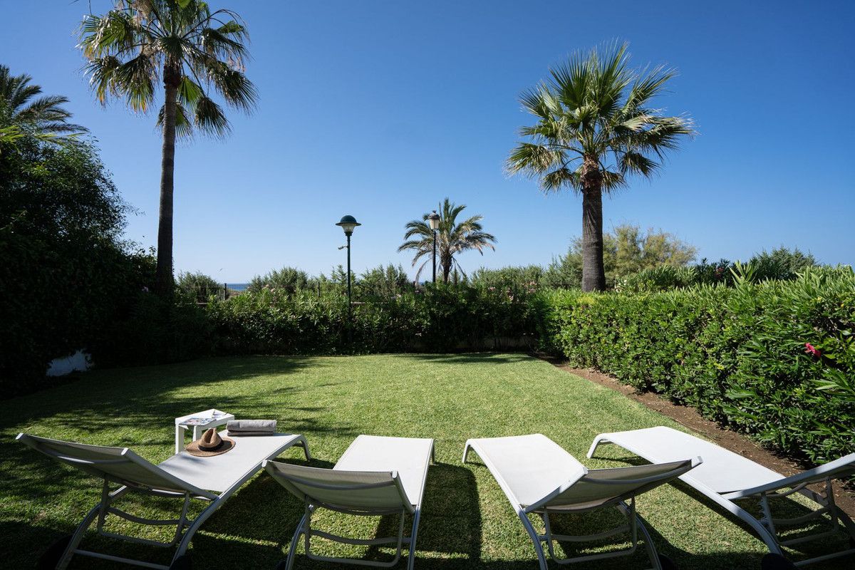 Apartamento en Planta Baja en Marbella, Marbella, 4/12