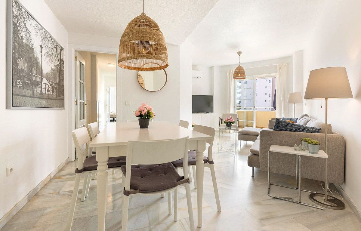Wohnung in der mittleren Etage in Torremolinos, Torremolinos, 2/12