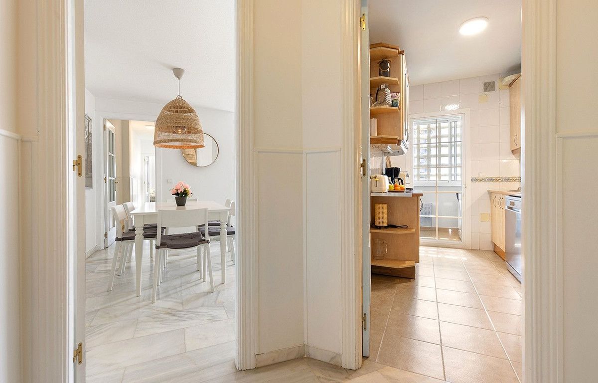 Wohnung in der mittleren Etage in Torremolinos, Torremolinos, 3/12
