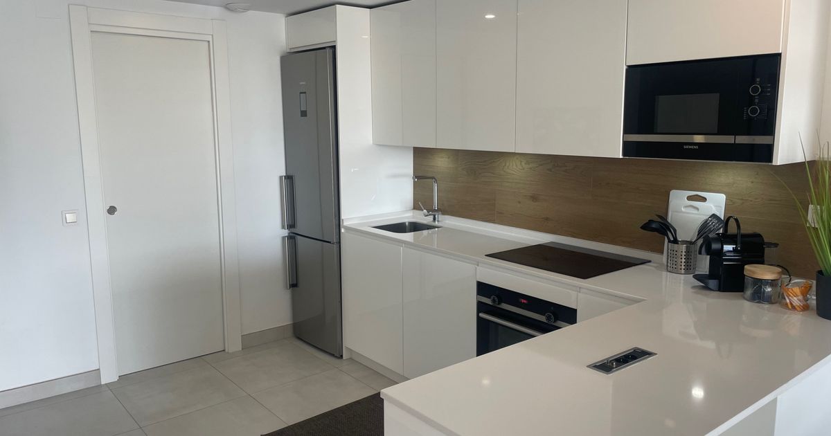 Apartment in Marbella East, Los Monteros, Marbella East, 10/12