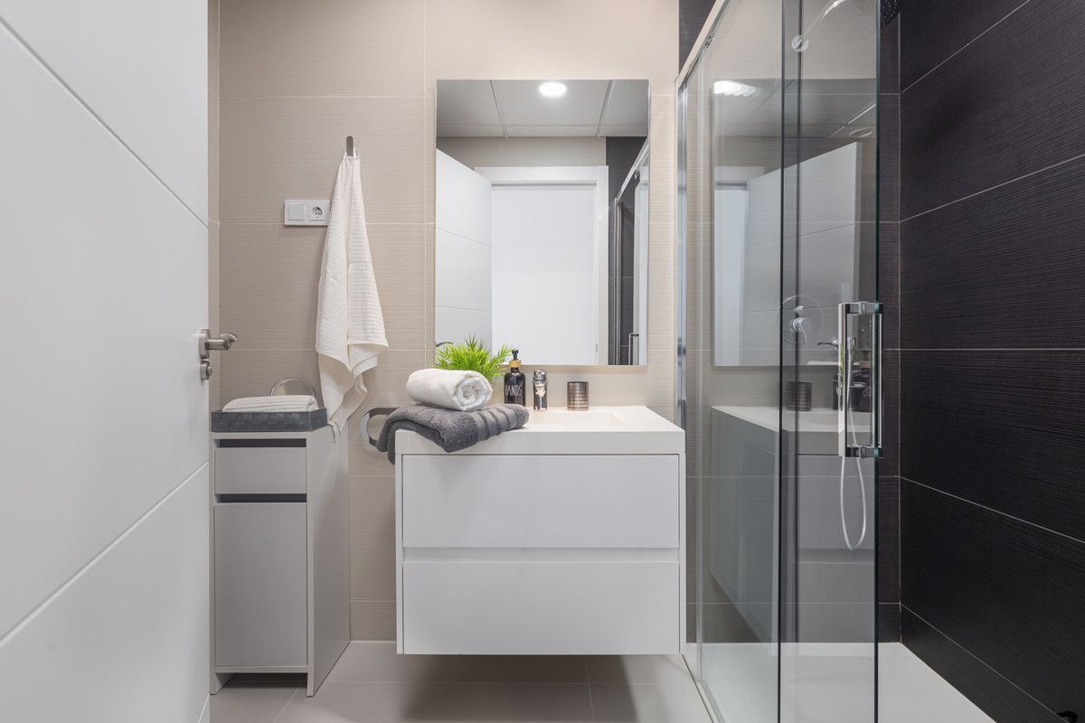 Apartamento en planta media en Estepona, Estepona, 4/12