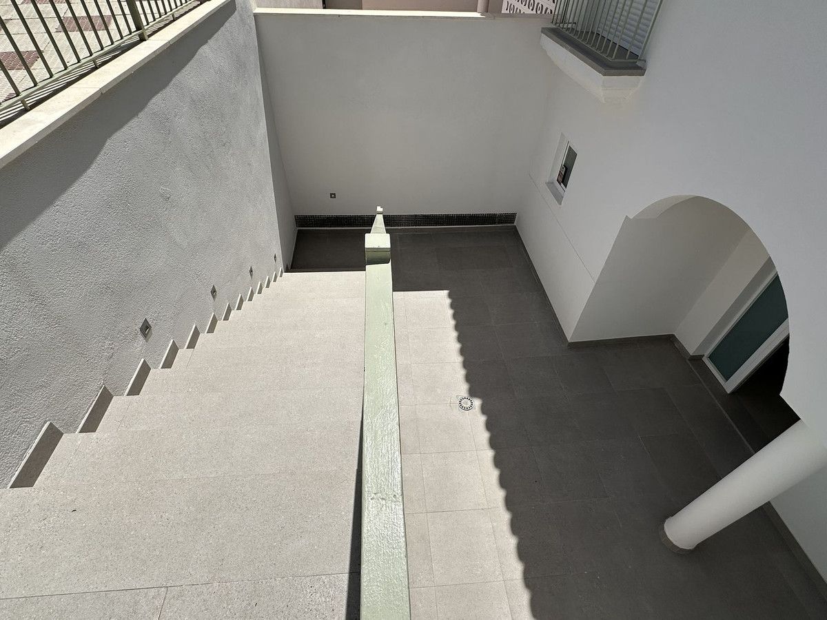 Townhouse in Torrequebrada, Torrequebrada, 3/12