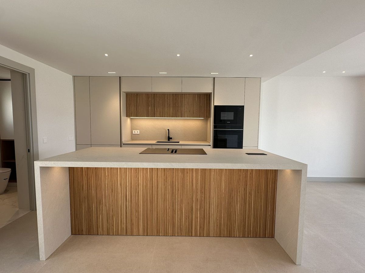 Townhouse in Torrequebrada, Torrequebrada, 10/12