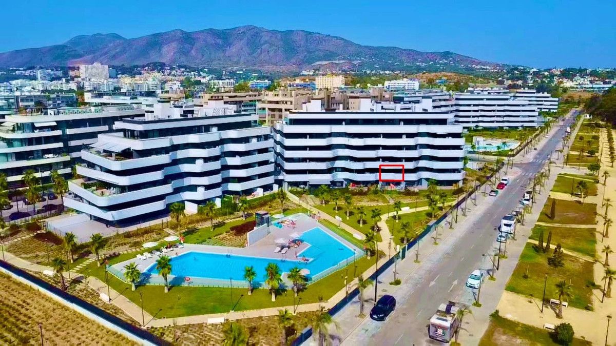 Apartamento en Planta Media en Torremolinos, Torremolinos, 3/12