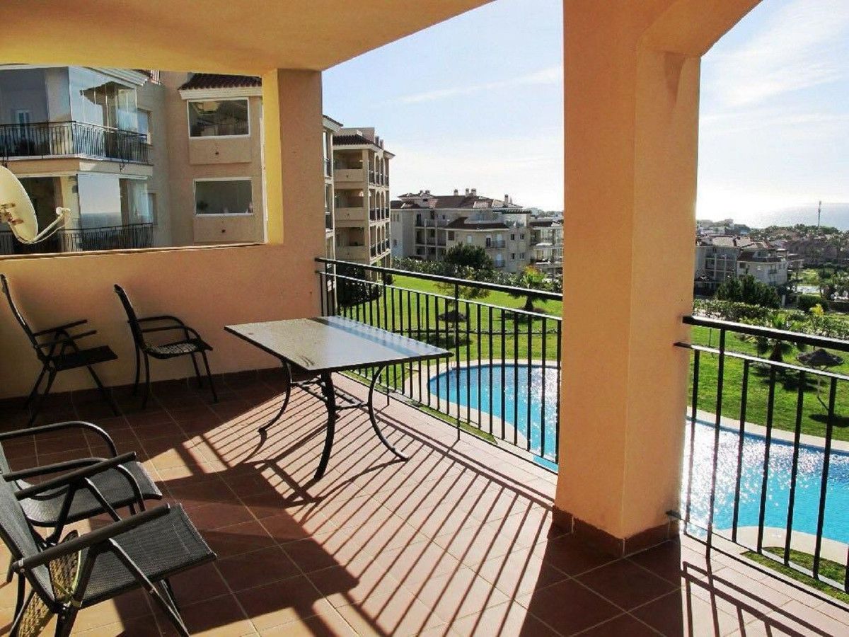 Middle Floor Apartment in Mijas Costa, Mijas Costa, 1/12