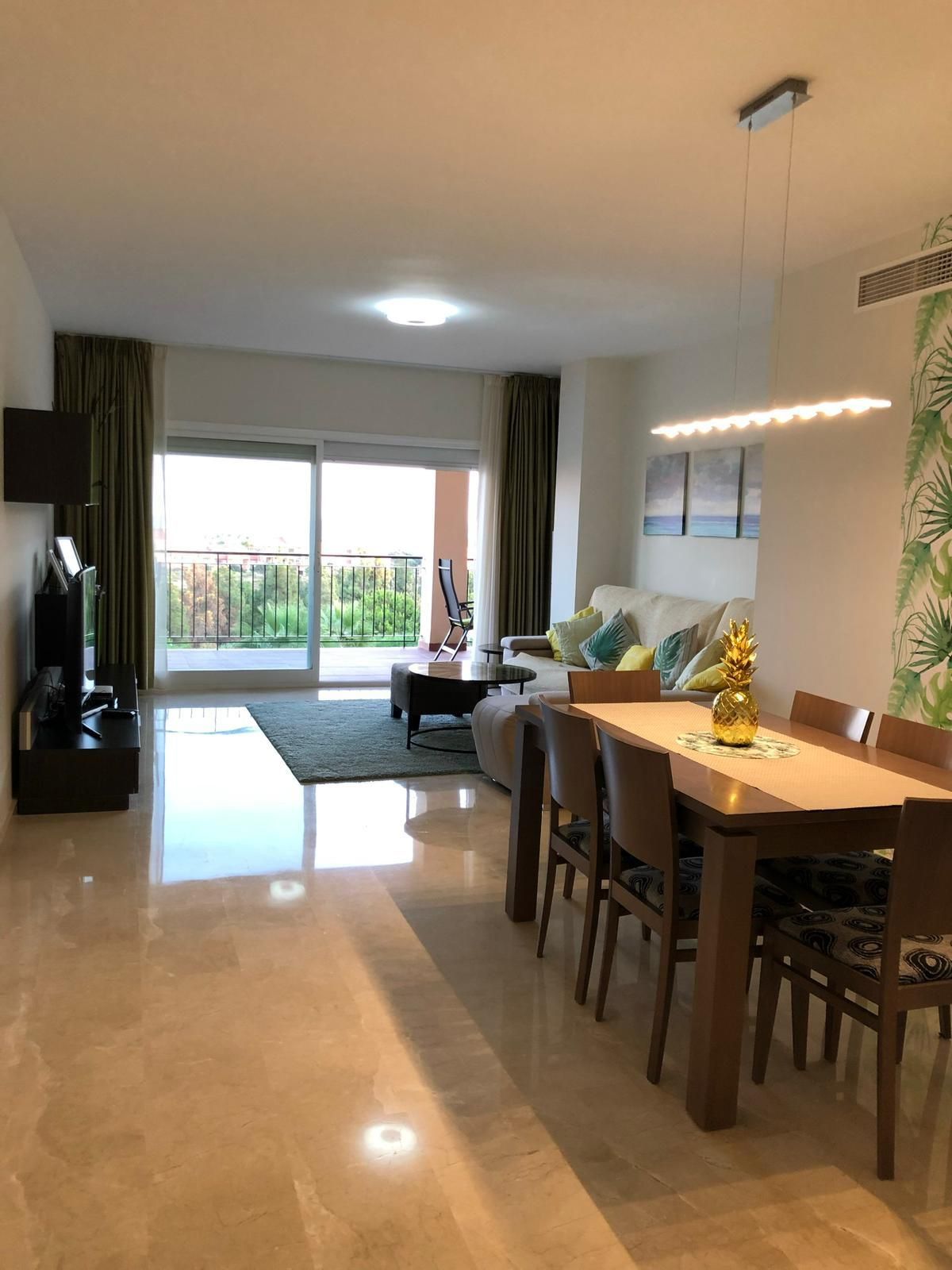 Middle Floor Apartment in Mijas Costa, Mijas Costa, 4/12
