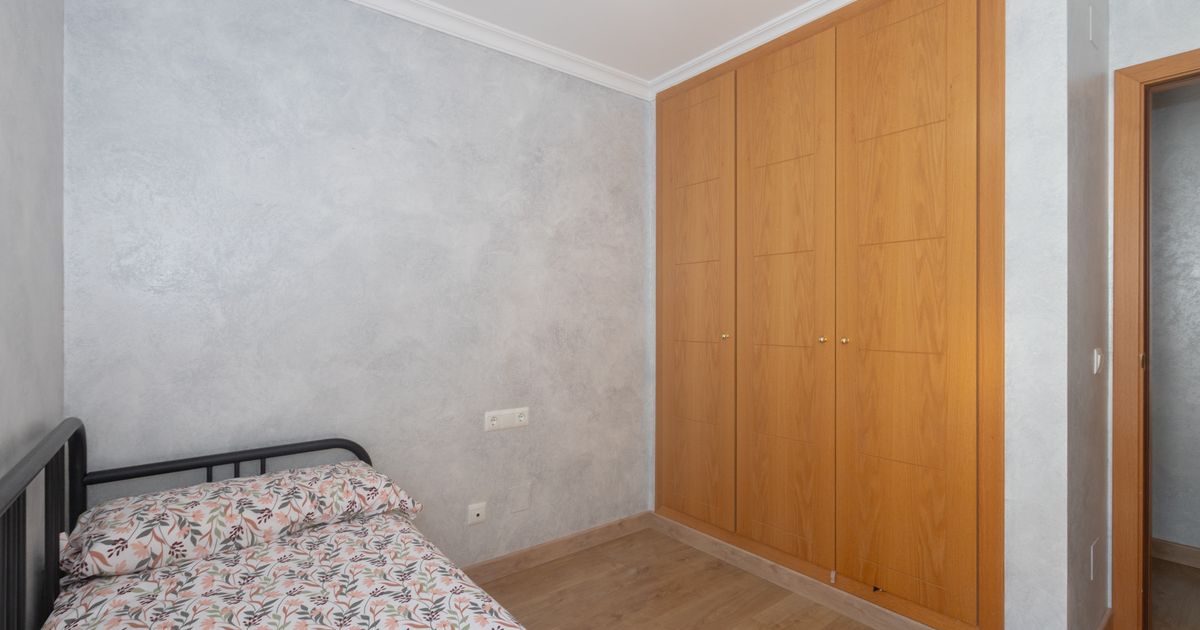 Flat in Nueva Andalucia, Nueva Andalucia, 8/12