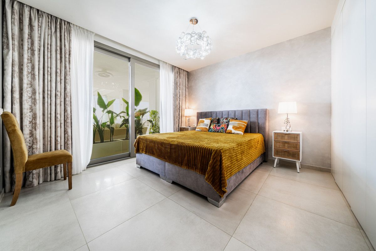 Apartament na środkowym piętrze w Aloha, Aloha, 12/12