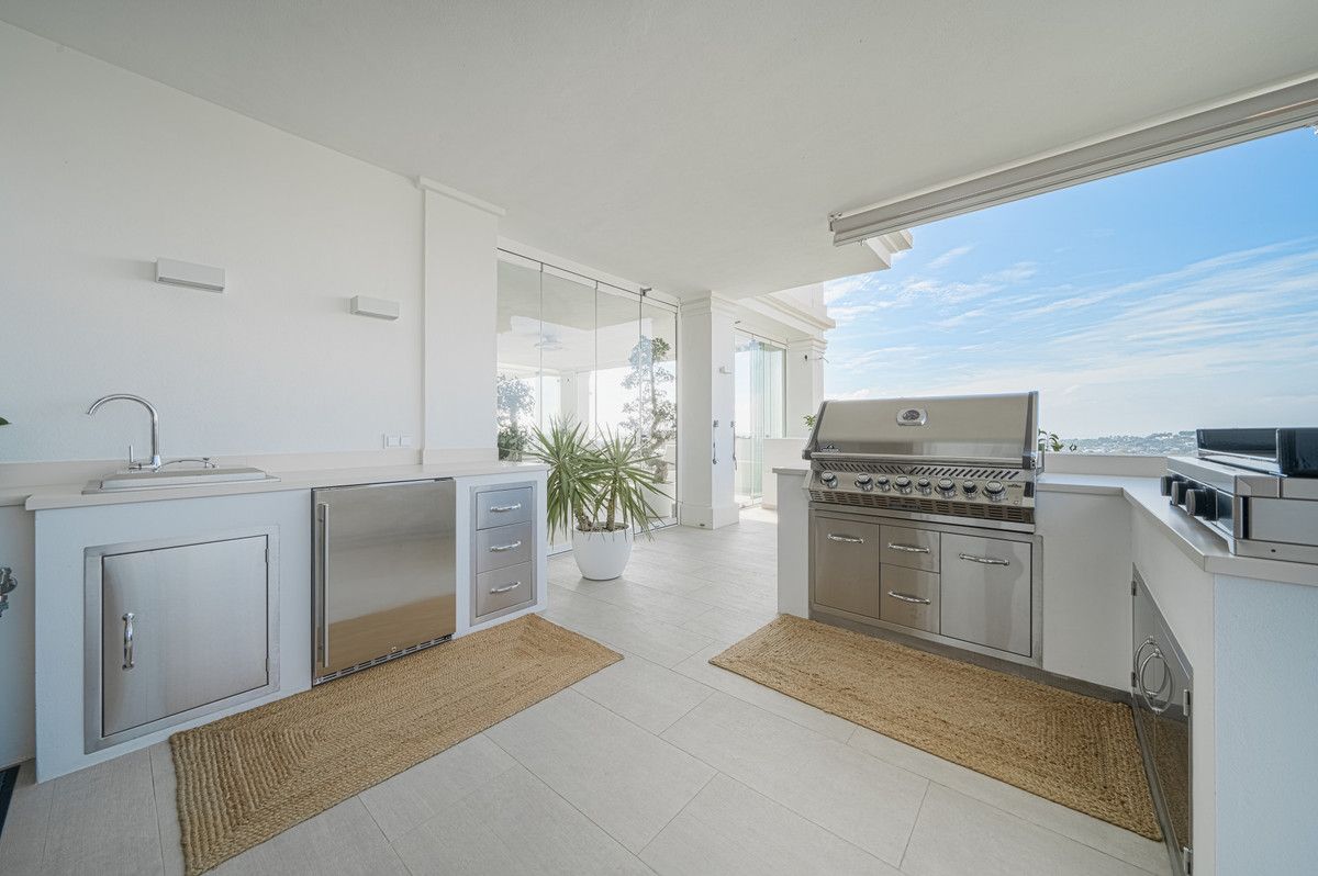 Apartament na środkowym piętrze w Aloha, Aloha, 5/12