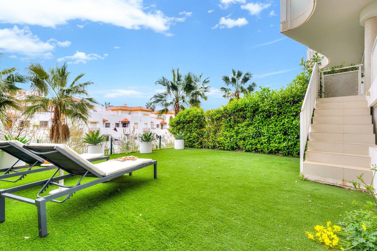 Apartamento de Planta Baja en Benalmadena Costa, Benalmadena Costa, 2/12