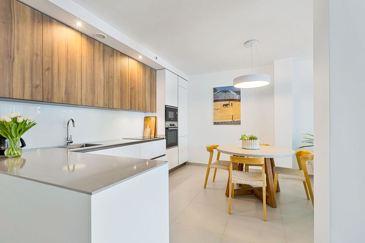 Apartamento de Planta Baja en Benalmadena Costa, Benalmadena Costa, 6/12