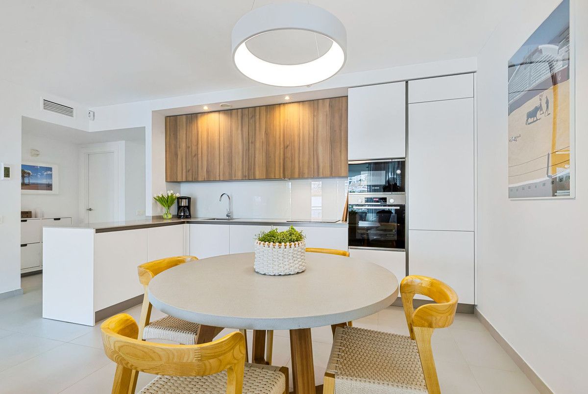 Apartamento de Planta Baja en Benalmadena Costa, Benalmadena Costa, 7/12