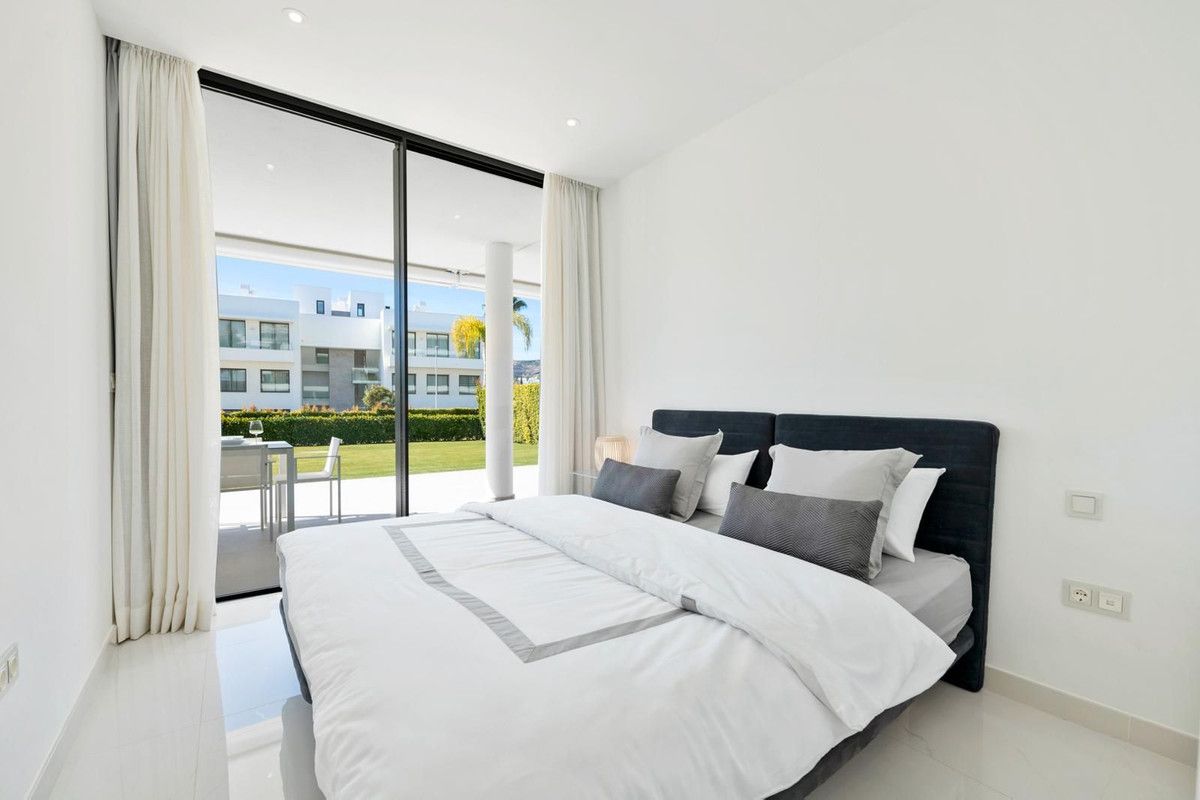 Erdgeschosswohnung in Estepona, Estepona, 11/12