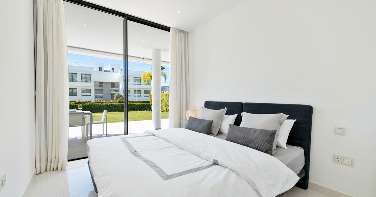 Erdgeschosswohnung in Estepona, Estepona, 11/12