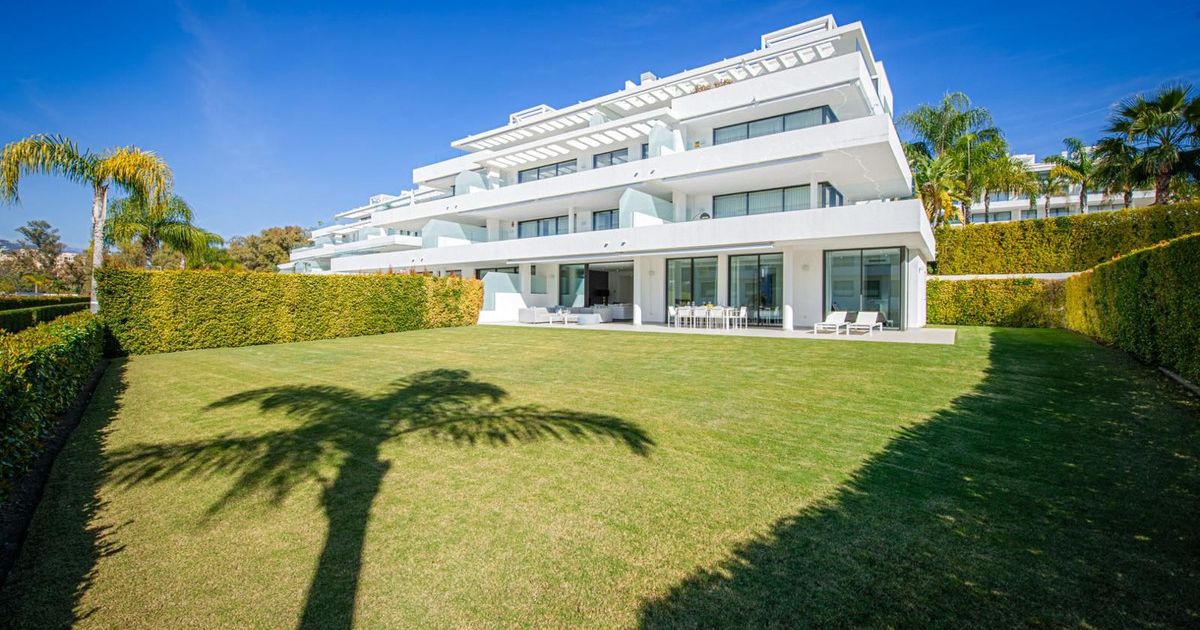 Erdgeschosswohnung in Estepona, Estepona, 4/12