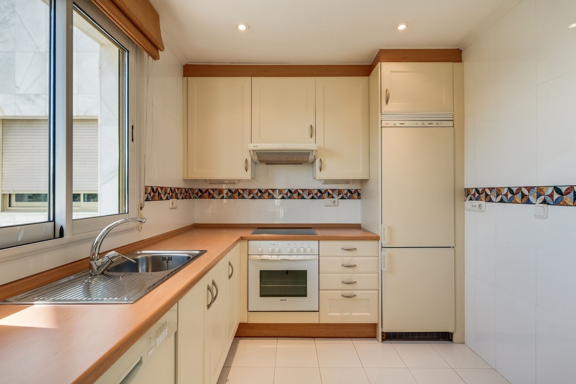 Appartement in Marbella Golden Mile, Playa Esmeralda, Marbella Golden Mile, 4/12