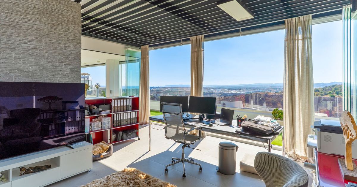 Penthouse in Estepona, Estepona, 7/12