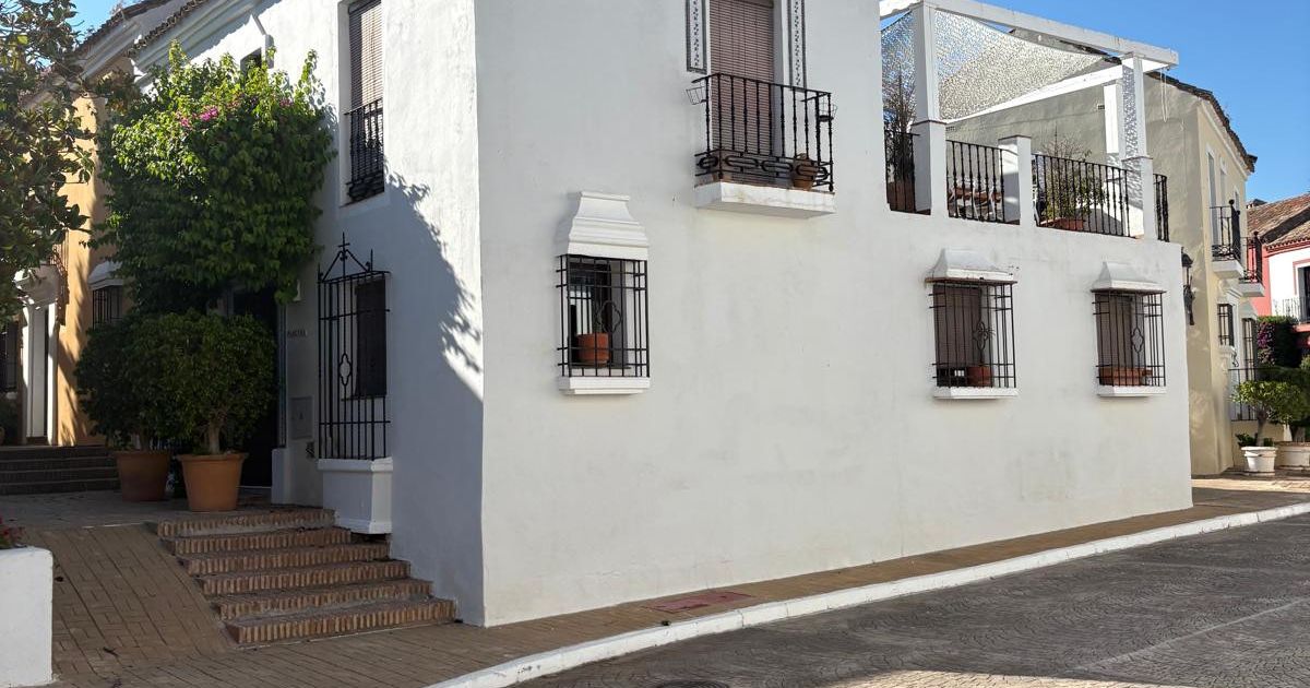 Semi Detached House in San Pedro de Alcantara, Guadalmina Baja, San Pedro de Alcantara, 2/12