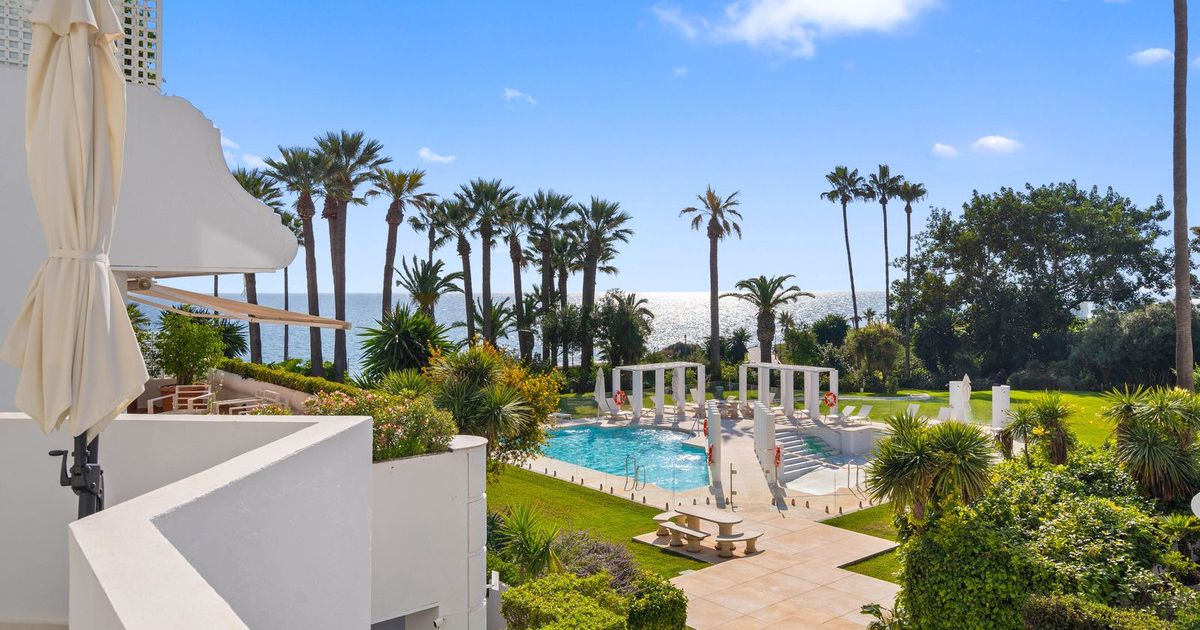 Apartamento de Planta Media en New Golden Mile, New Golden Mile, 1/12