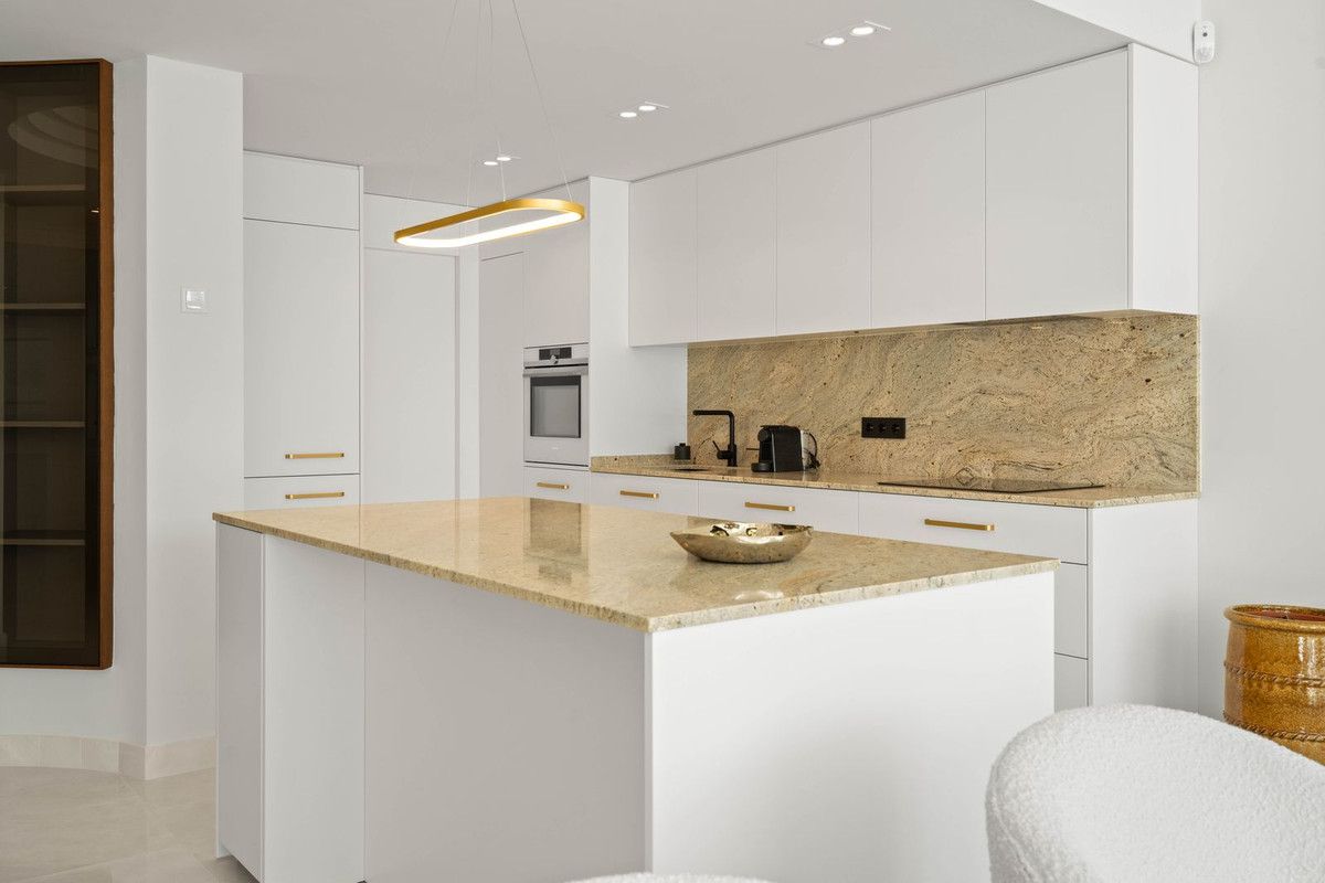 Apartamento de Planta Media en New Golden Mile, New Golden Mile, 7/12
