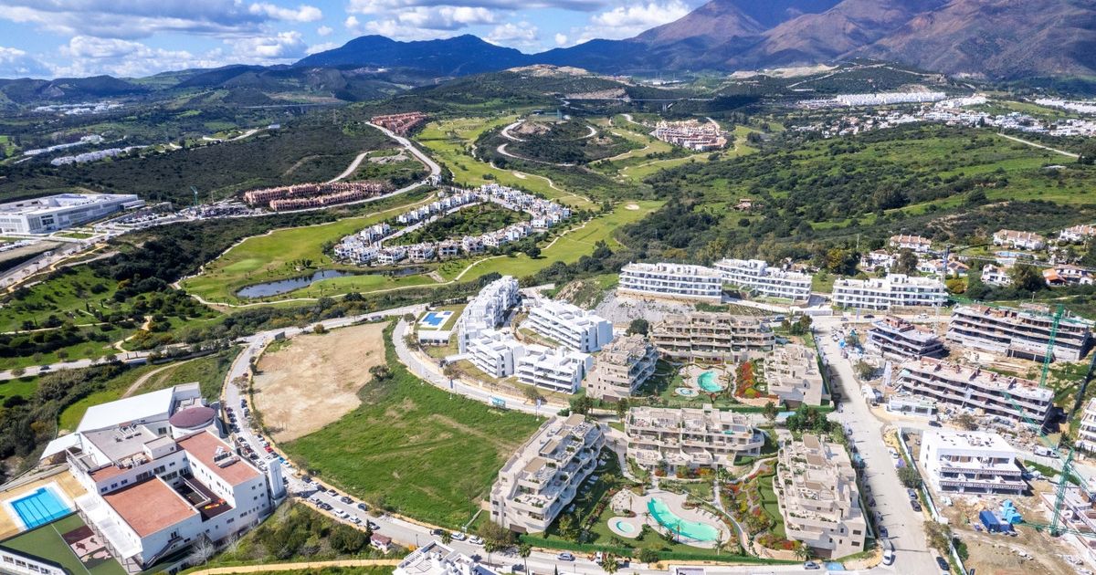 Appartement en Rez-de-Chaussée à Estepona, Estepona, 12/12
