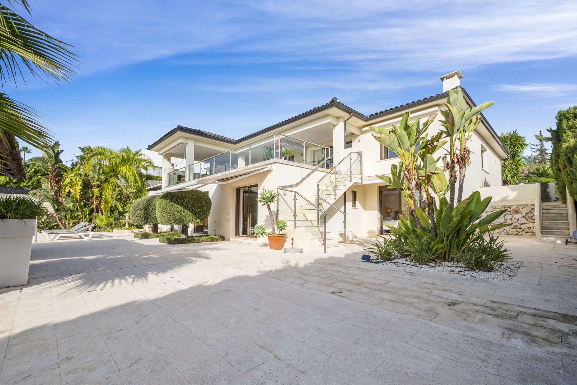 Villa in Nueva Andalucia, Los Naranjos Golf, Nueva Andalucia, 2/12