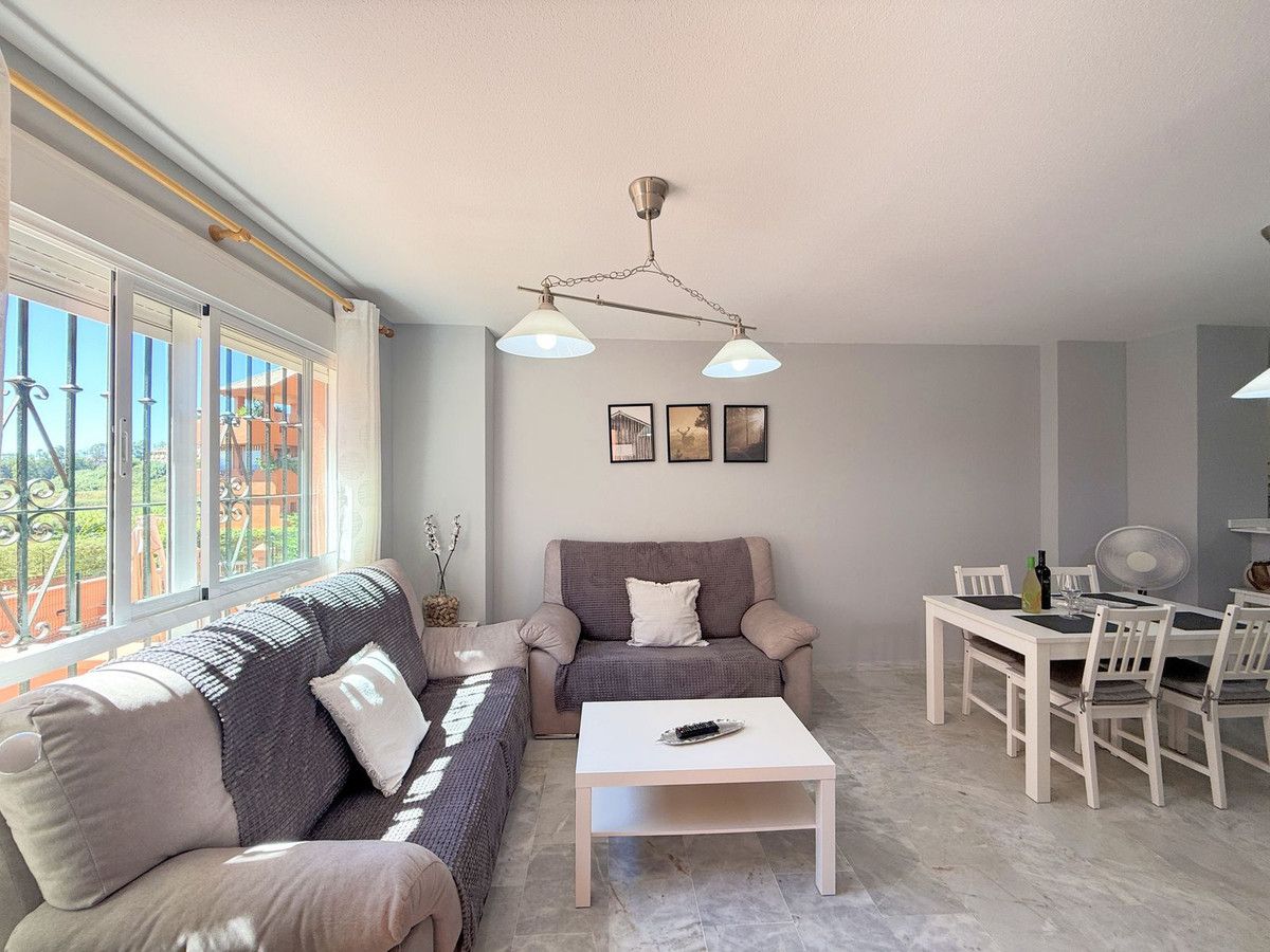 Ground Floor Apartment in La Duquesa, La Duquesa, 11/12