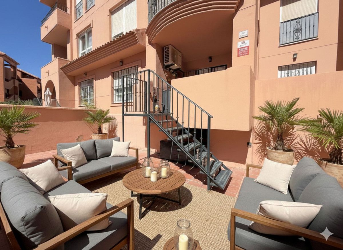 Ground Floor Apartment in La Duquesa, La Duquesa, 3/12
